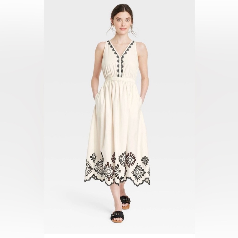 Universal Thread Cream and Black Midi Dress
